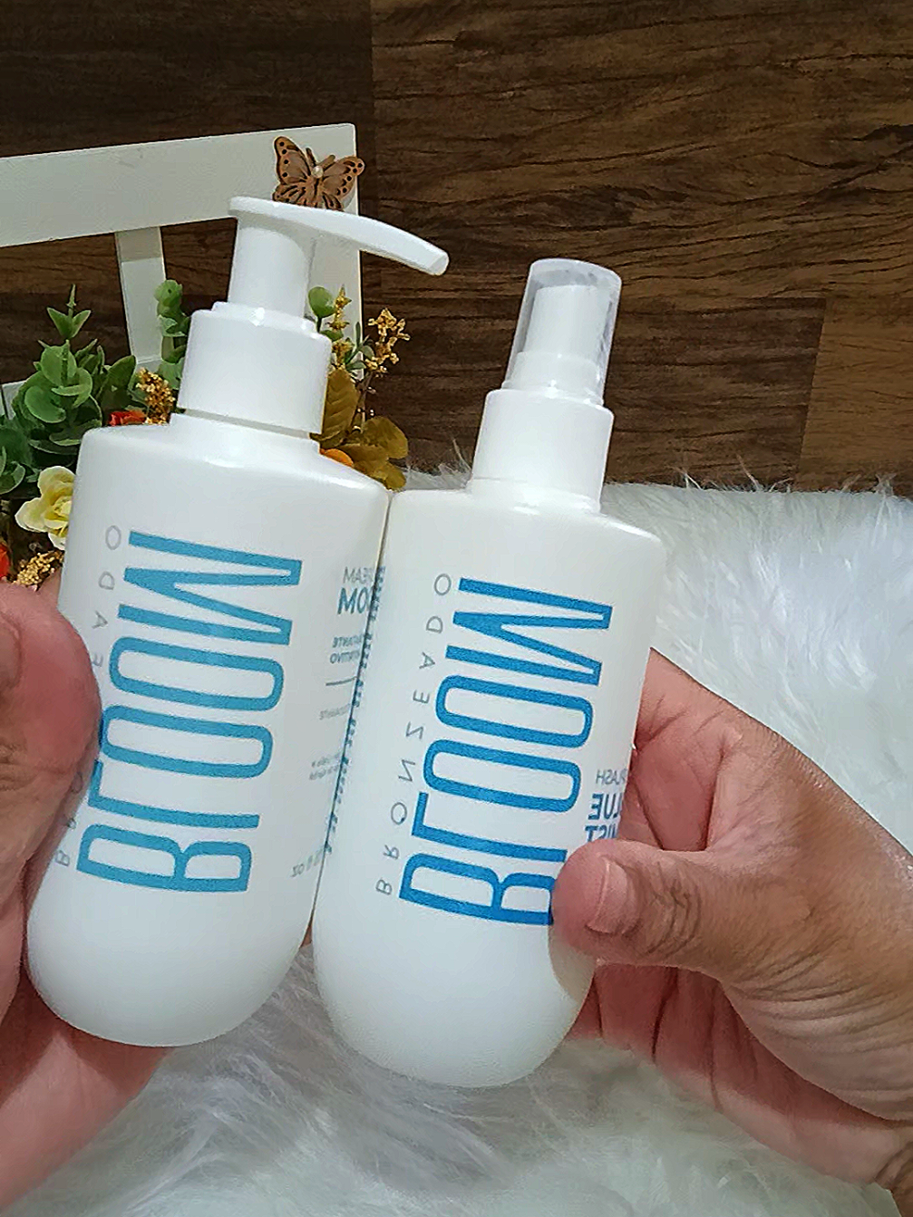 🌸 Kit Body Cream & Body Splash Bloom Esse kit é perfeito para quem ama se cuidar e se sentir perfumada todos os dias! O Body Splash Blue Mist tem fragrância suave e refrescante, inspirada em perfumes importados, trazendo leveza e frescor para a sua rotina. Já o Hidratante Nutritivo deixa a pele macia, hidratada e com um toque delicado o dia todo. Ideal para usar após o banho ou sempre que quiser se sentir cuidada, cheirosa e confiante! 💙✨ #tiktokshop #bloom 