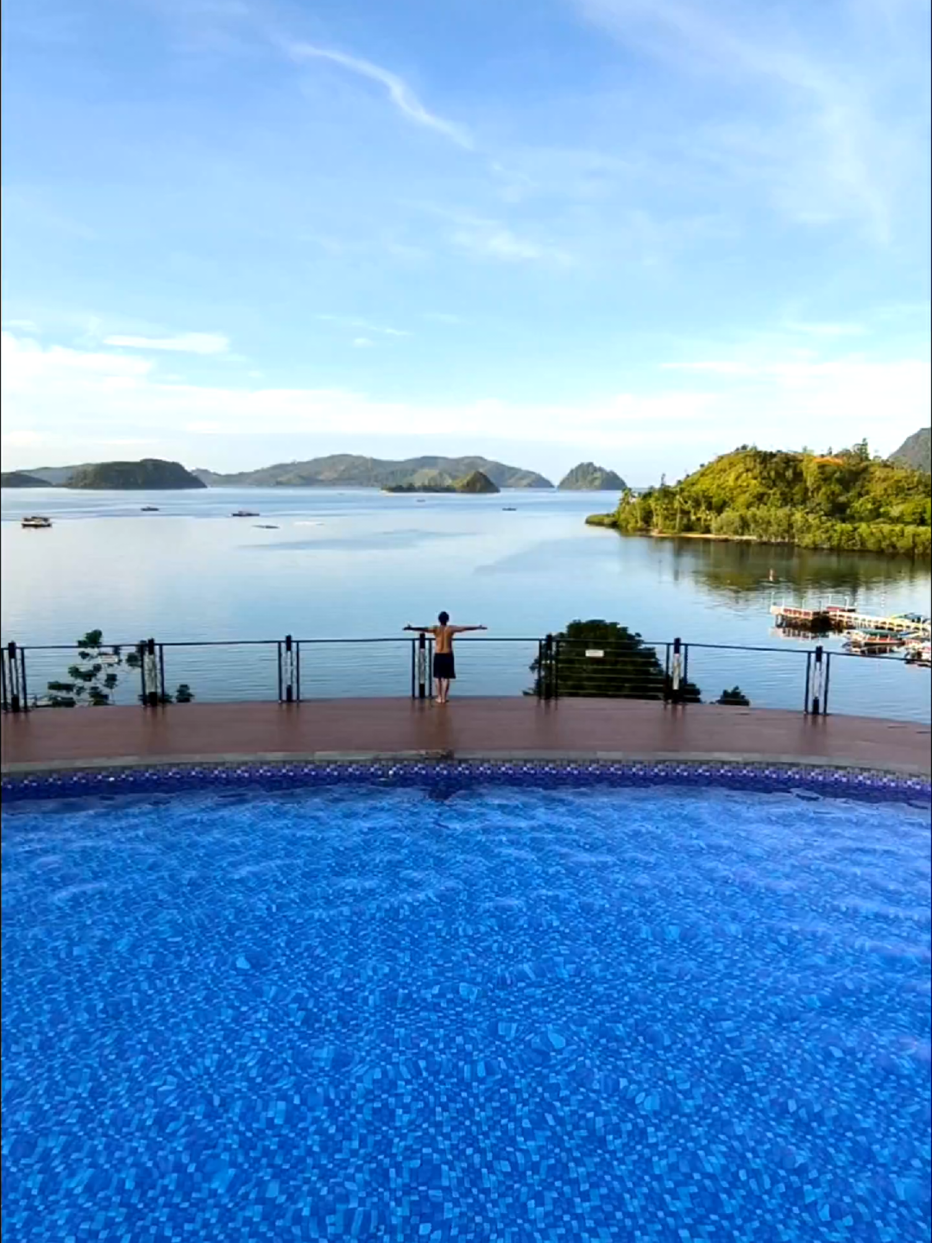 Day 3 Trip Sumatera Barat #dnjourney #tripsumaterabarat #wisatamandeh #pandanviewmandeh #puncakmandeh 