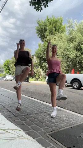 Dancing through LA 🤪