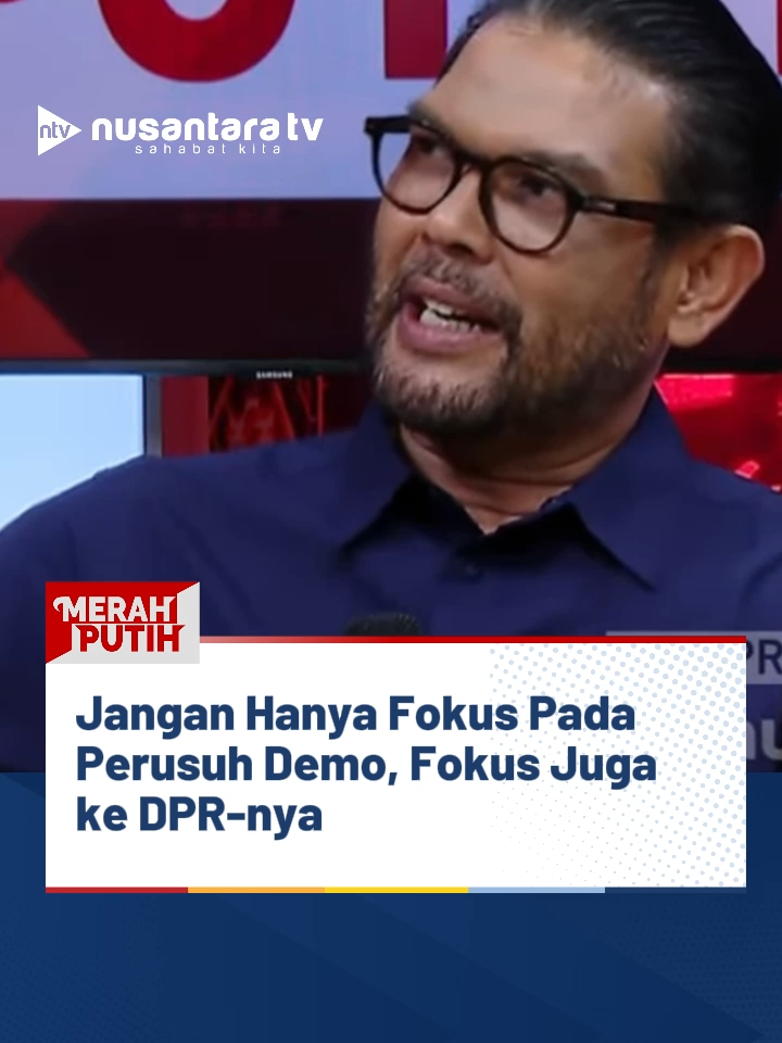 Jangan hanya fokus ke 'penumpang gelap' demo dan segala konspirasinya, tapi fokus juga ke sikap DPR yang sering kali bikin kecewa rakyat! 🤔💭 Saksikan selengkapnya di Merah Putih, tonton di YouTube Nusantara TV --------------- NRF #demoDPR #DPR #penyusup #unjukrasa #merahputihntv #nusantaratv #nusantaratvsahabatkita