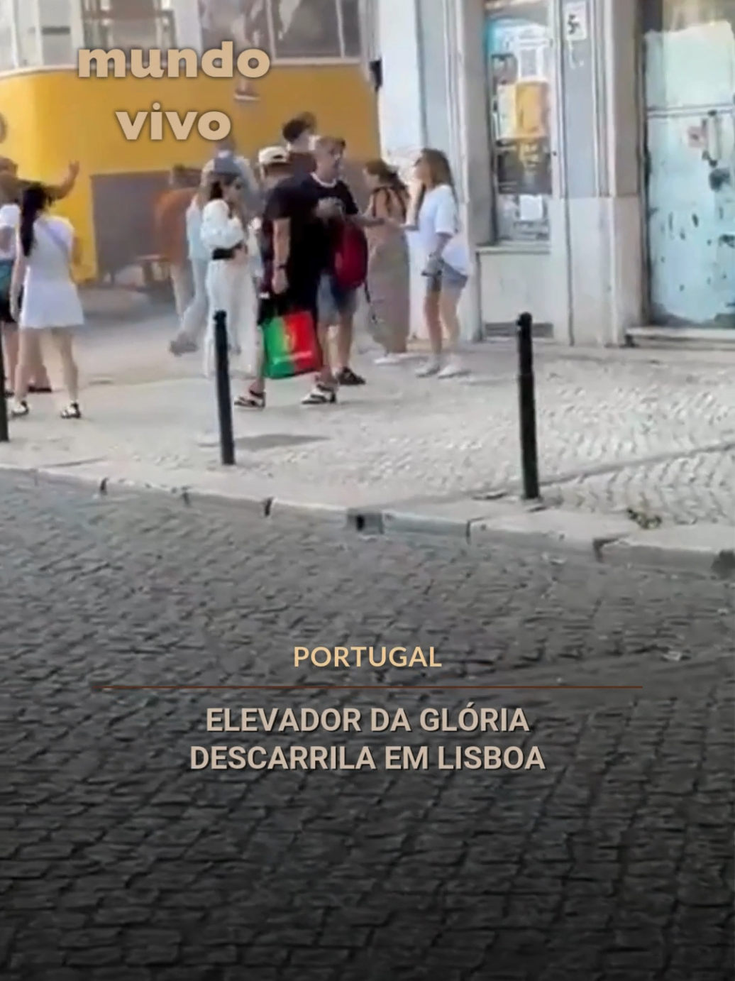 O Elevador da Glória descarrilou e tombou esta quarta-feira junto à Avenida da Liberdade, em Lisboa. Segundo os bombeiros sapadores, o acidente provocou “muitas vítimas”, incluindo feridos graves. [EM ATUALIZAÇÃO]