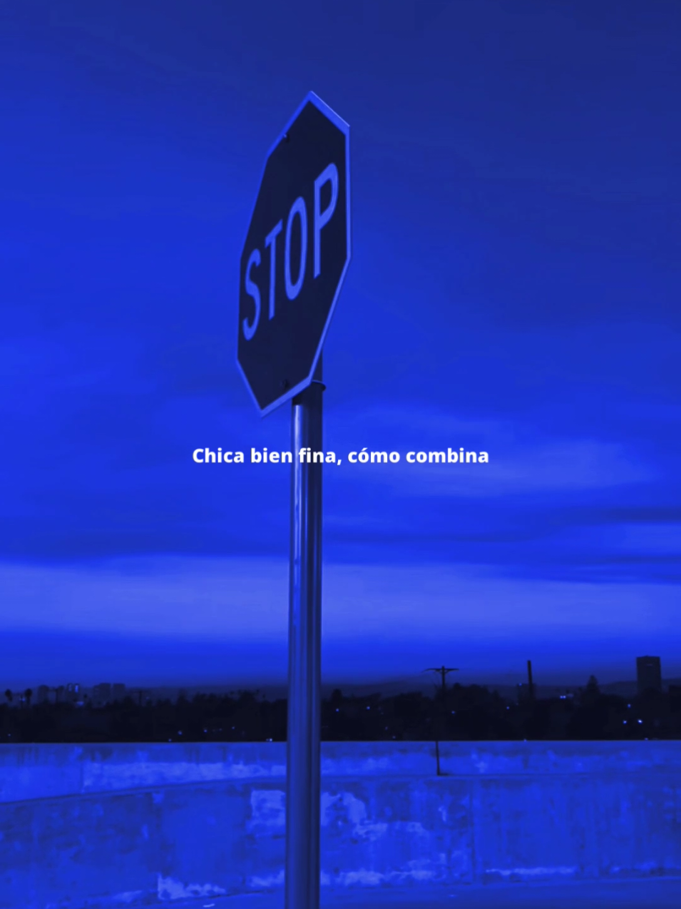 chica atractiva 🎧 #lyrics #fyp 