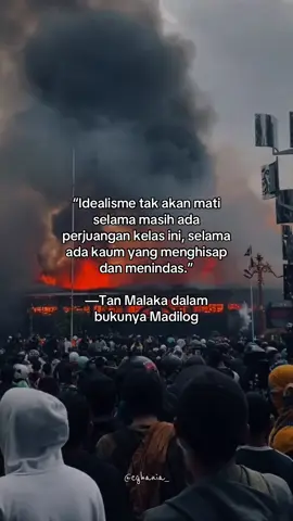 jangan berhenti untuk tetap bersuara #tanmalaka #madilog #books #fyp #suararakyat 
