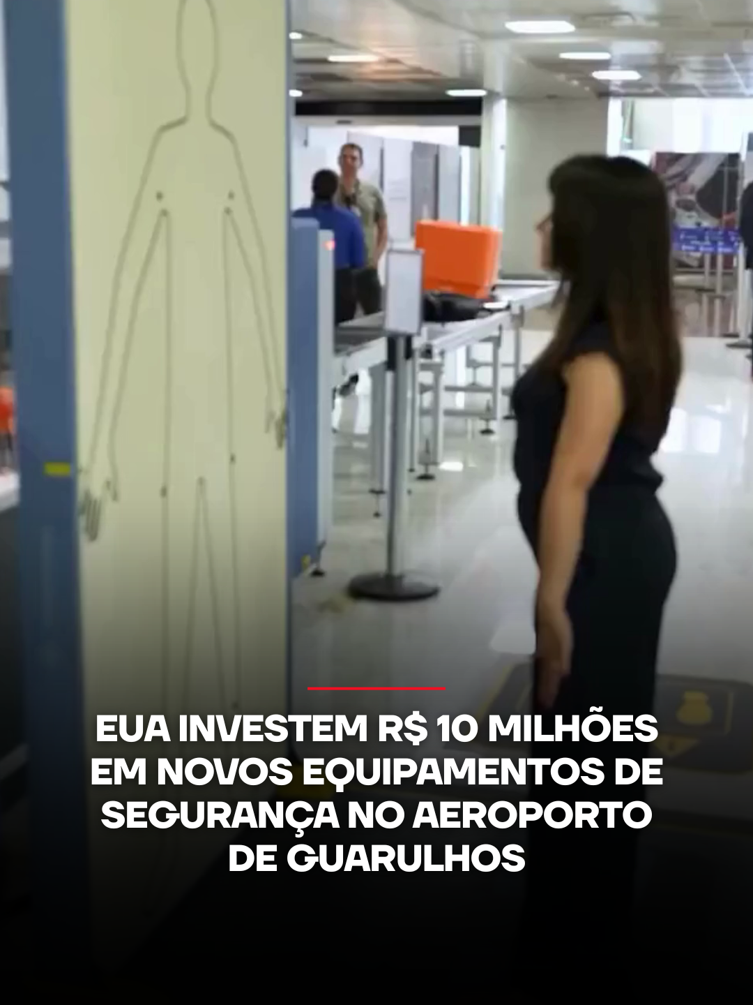 A embaixada dos Estados Unidos no Brasil anunciou, nesta terça-feira (02), a instalação de novos equipamentos de segurança de última geração no Terminal 3 do Aeroporto Internacional de Guarulhos, em São Paulo. O investimento, de US$ 2 milhões (cerca de R$ 10,9 milhões), foi financiado pelo Departamento de Estado norte-americano e inclui raio-x de dupla visão, scanner corporal com tecnologia de imagem avançada e sistemas de detecção de traços de explosivos. O projeto é resultado de uma parceria entre o governo dos EUA, o Departamento de Justiça americano, a administradora do aeroporto, a ANAC e a Secretaria de Aviação Civil do Brasil. 🎥Reprodução: X/EmbaixadaEUA 📺 Confira na JP News e Panflix