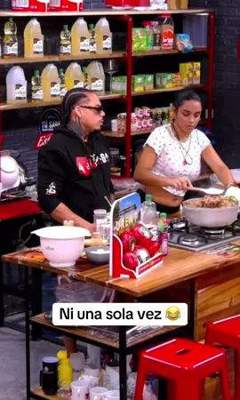 #lacasadealofoke #carlosmomtequieu #crusita 