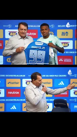 Pedrinho apresenta “Aroi” 😄 no #Cruzeiro 