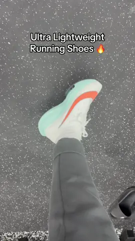 Now I see why these are going viral, the price is just crazy cheap 😳  #Fitness ##Running #runningtips #runningshoes #marathon #marathontraining #runner #runnergirl 