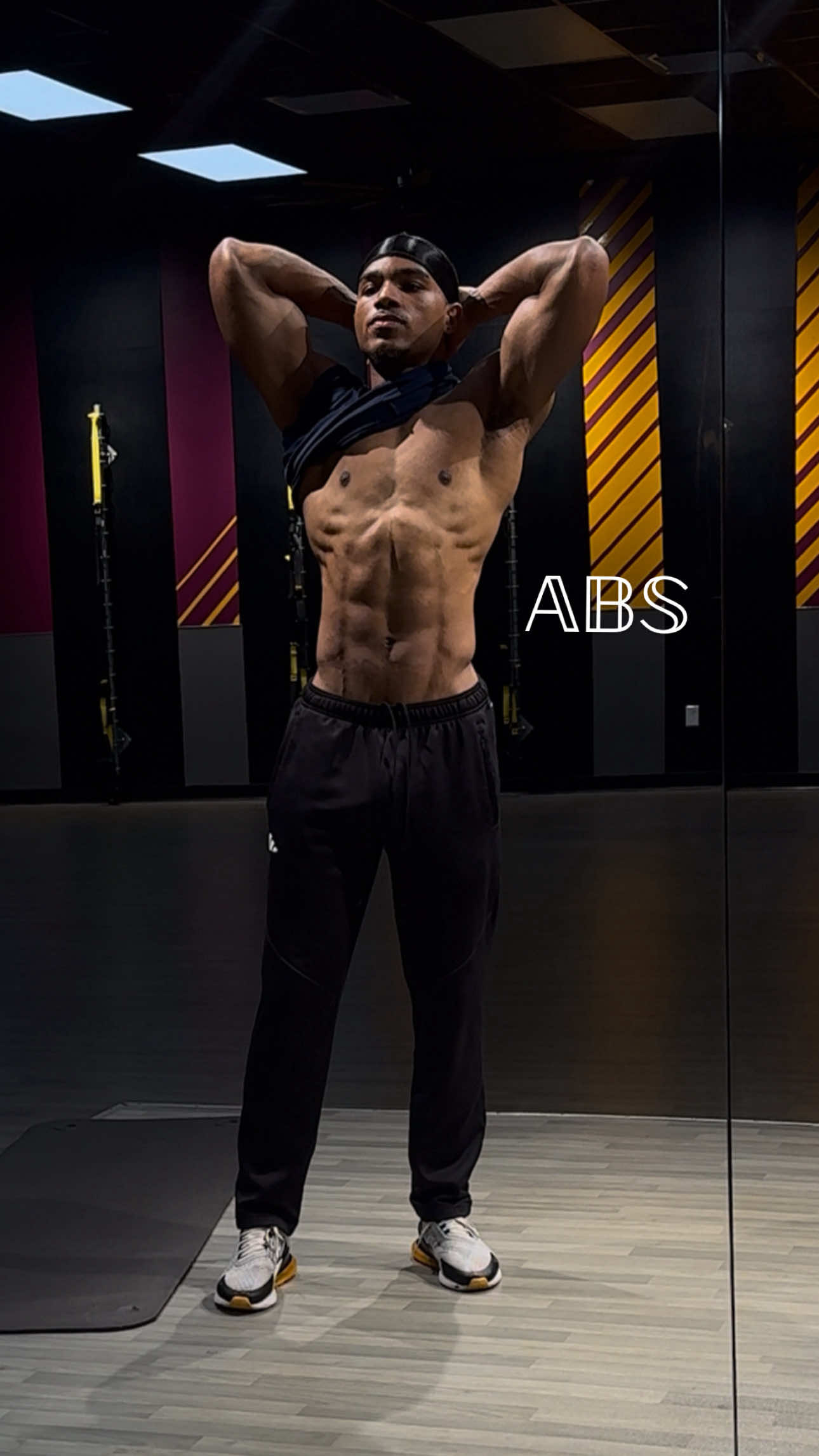 Start doing these ab workouts and watch you have an 8 pack by Halloween 🎃 #abs #GymTok #foryoupage #quiss 