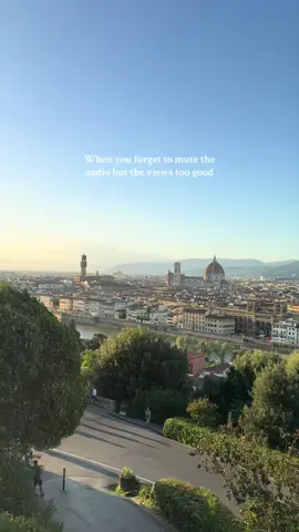 Hellloooooo Florence! #florence #italy #traveltok #tourist #honeymoon 