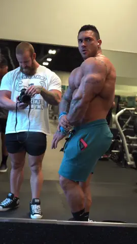 Side Bis & Tris check.... #bodybuildingaddict #Love #instafit #ifbb #healthylifestyle                  