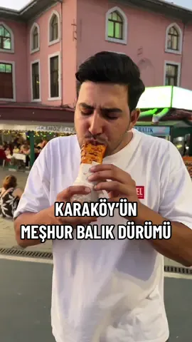 Karaköy’de önünde kuyruklar olan Yakamoz Balık. #reklamm Balık dürüm 180₺