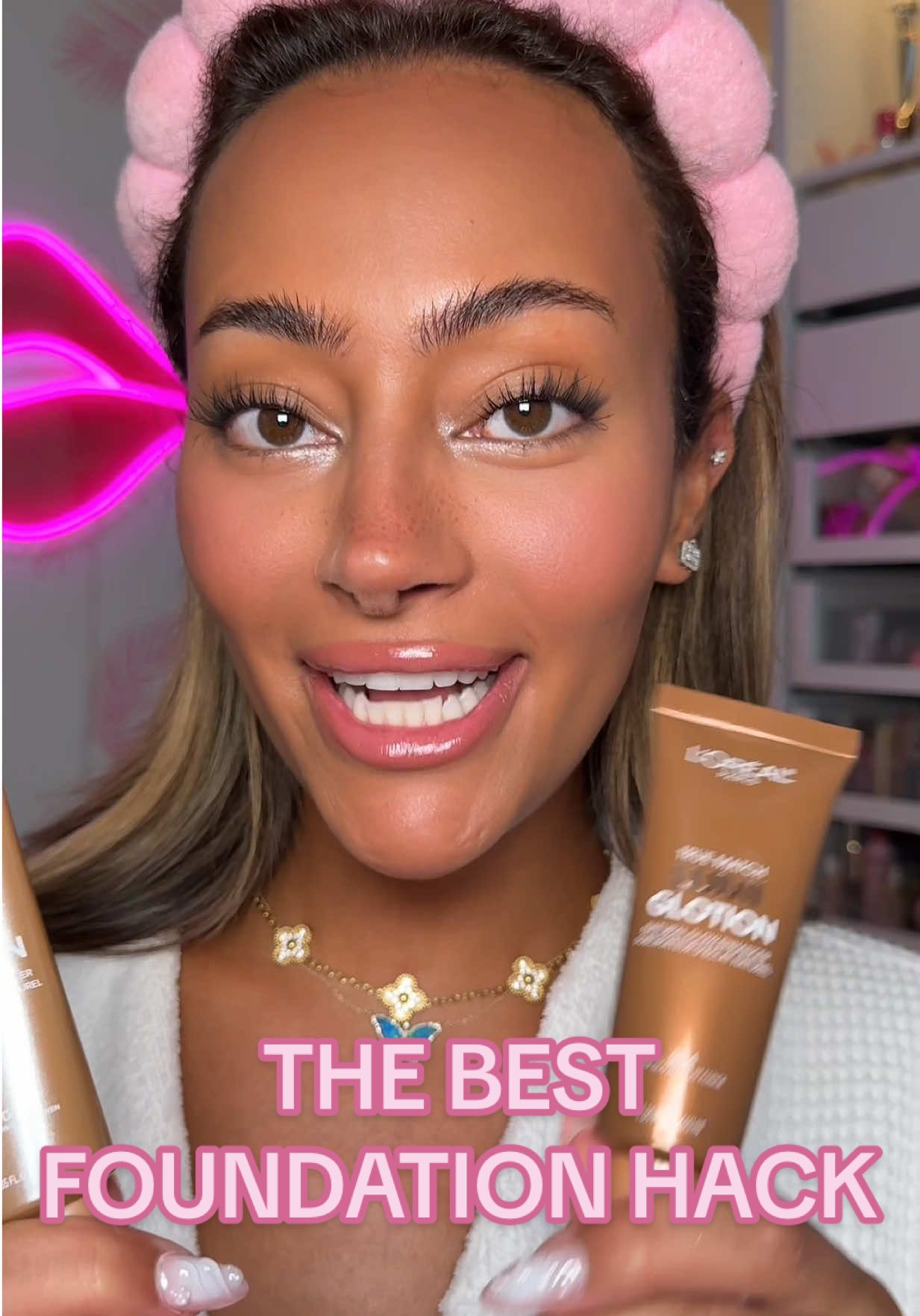 this one makeup hack CHANGED my life 👀😭 the L’Oréal Paris Lumi Glotion is my fave makeup secret to stay hydrated and luminous ✨💖 @loréal paris usa #LOrealParisPartner #LOrealParisMakeup #makeuphack #makeuptips #makeup 