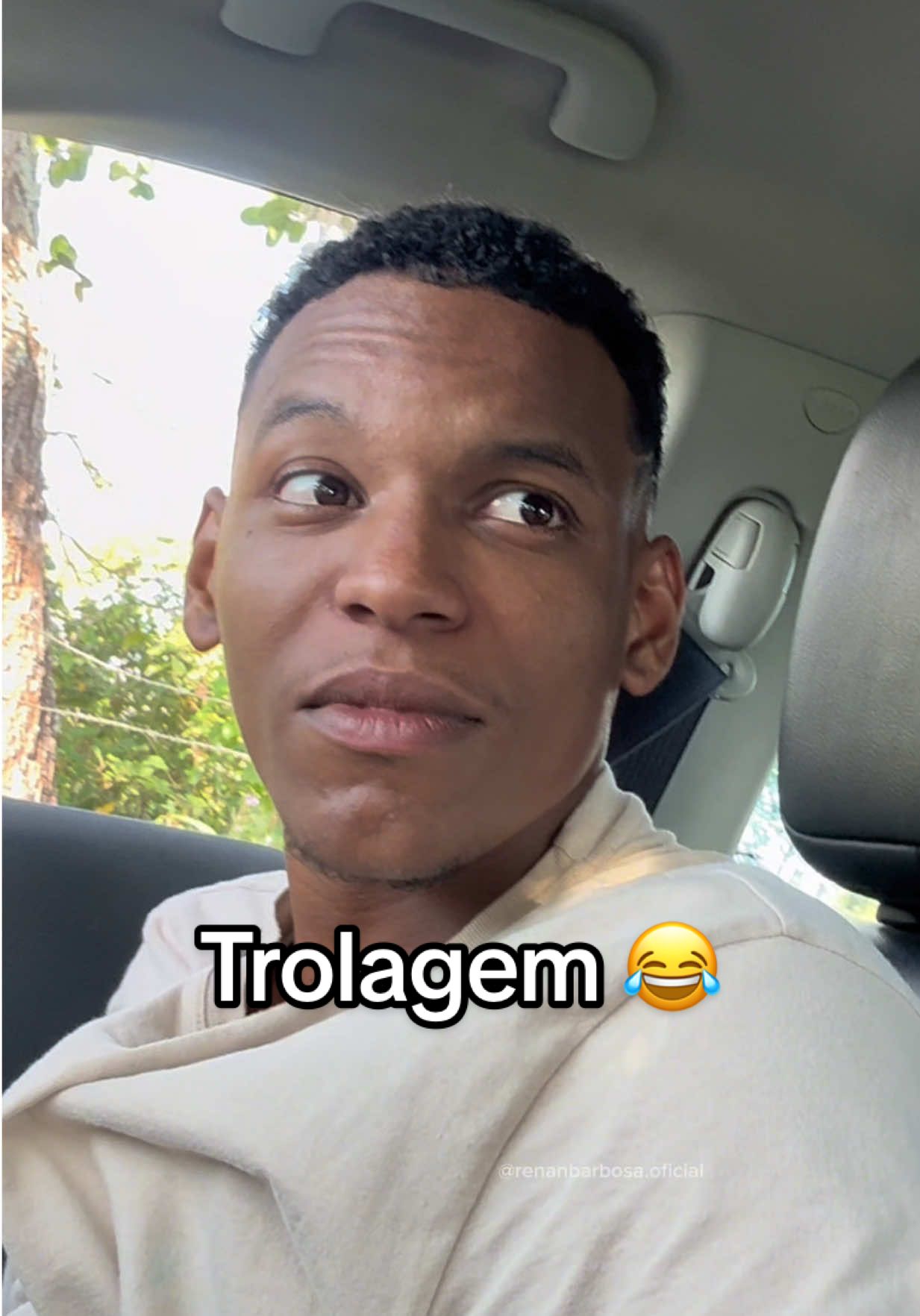 Trolagem com o peido falso! 😅 #renanbarbosaof #viral #humor #trolagem #peidofalso 