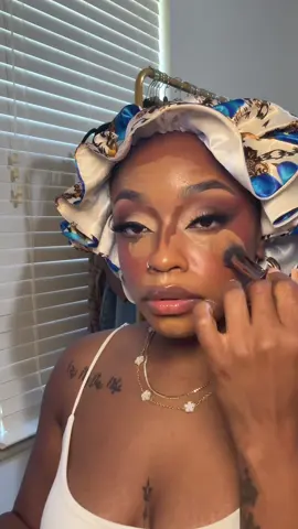 My favorite part of makeup is blending that concealer out !!!! 