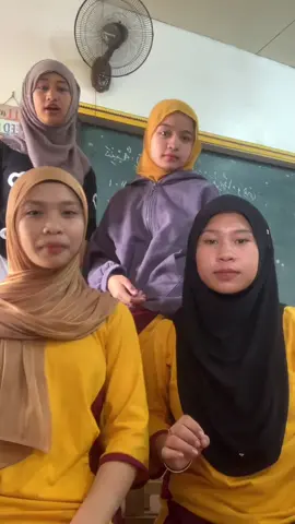 #fypforyoupageシ #msuutcstudent Girls at the back HAHAHA