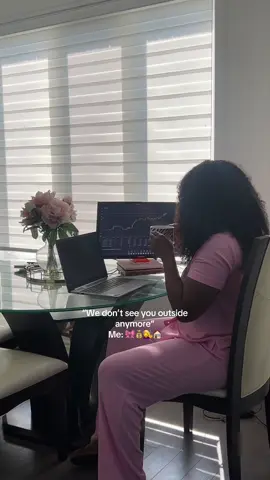 Been a lil locked in 🤍  #toronto #hairstylist #girltrader #canada_life🇨🇦 #durhamhairstylist #goldtrader 