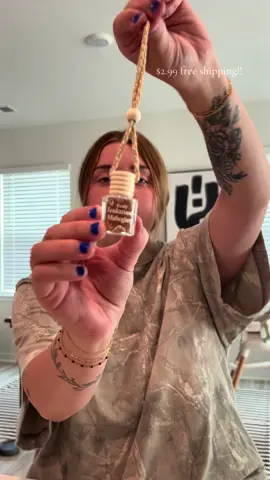 if you want your car to smell amazing you need one, maybe even two! 😍  FREE SHIPPING #carairfreshener #tiktokshop #teakwood #creatorsearchinsights #tiktokmademebuyit 