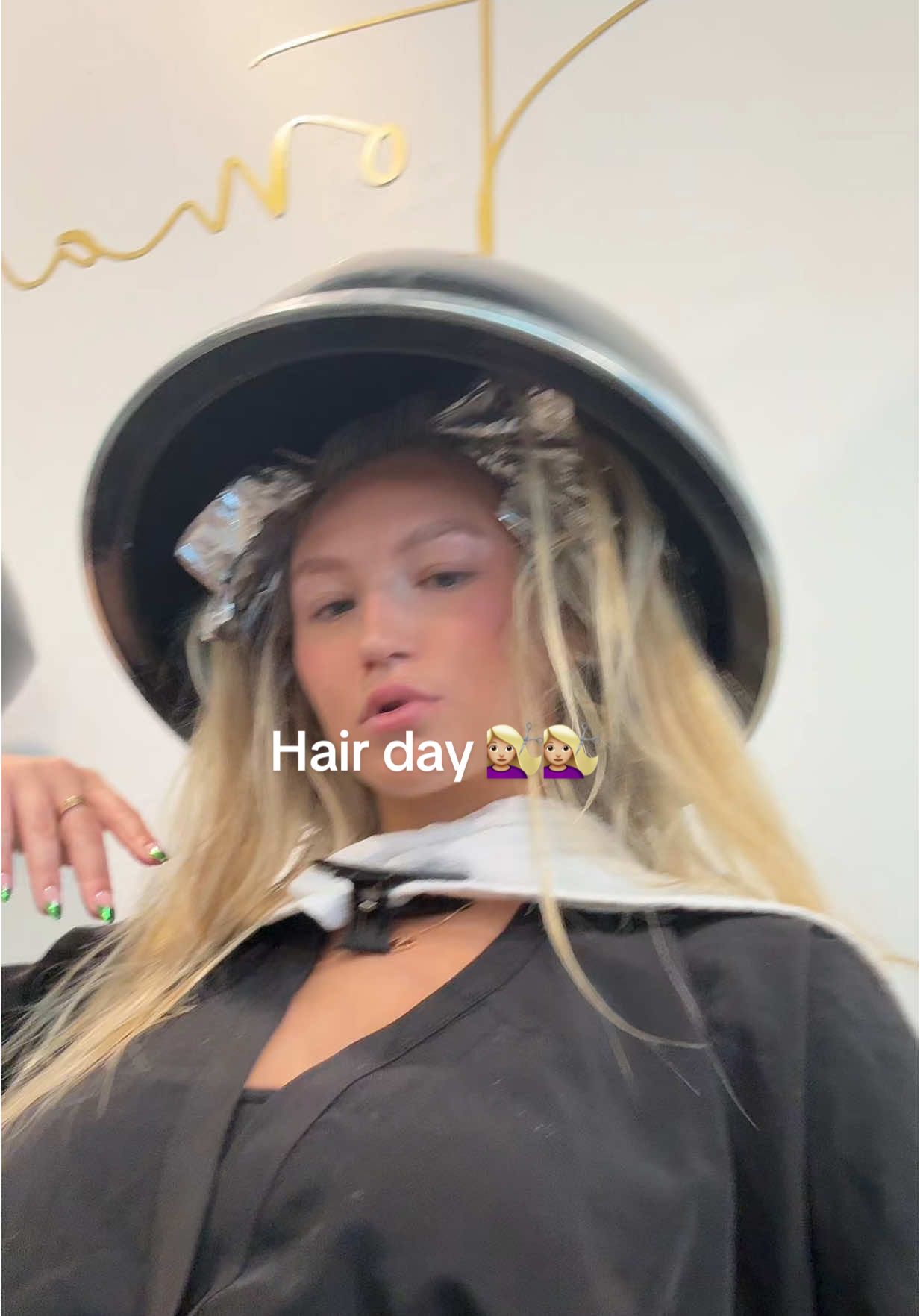 Hair day💇🏼‍♀️💇🏼‍♀️ #blonde #hair #fyp 