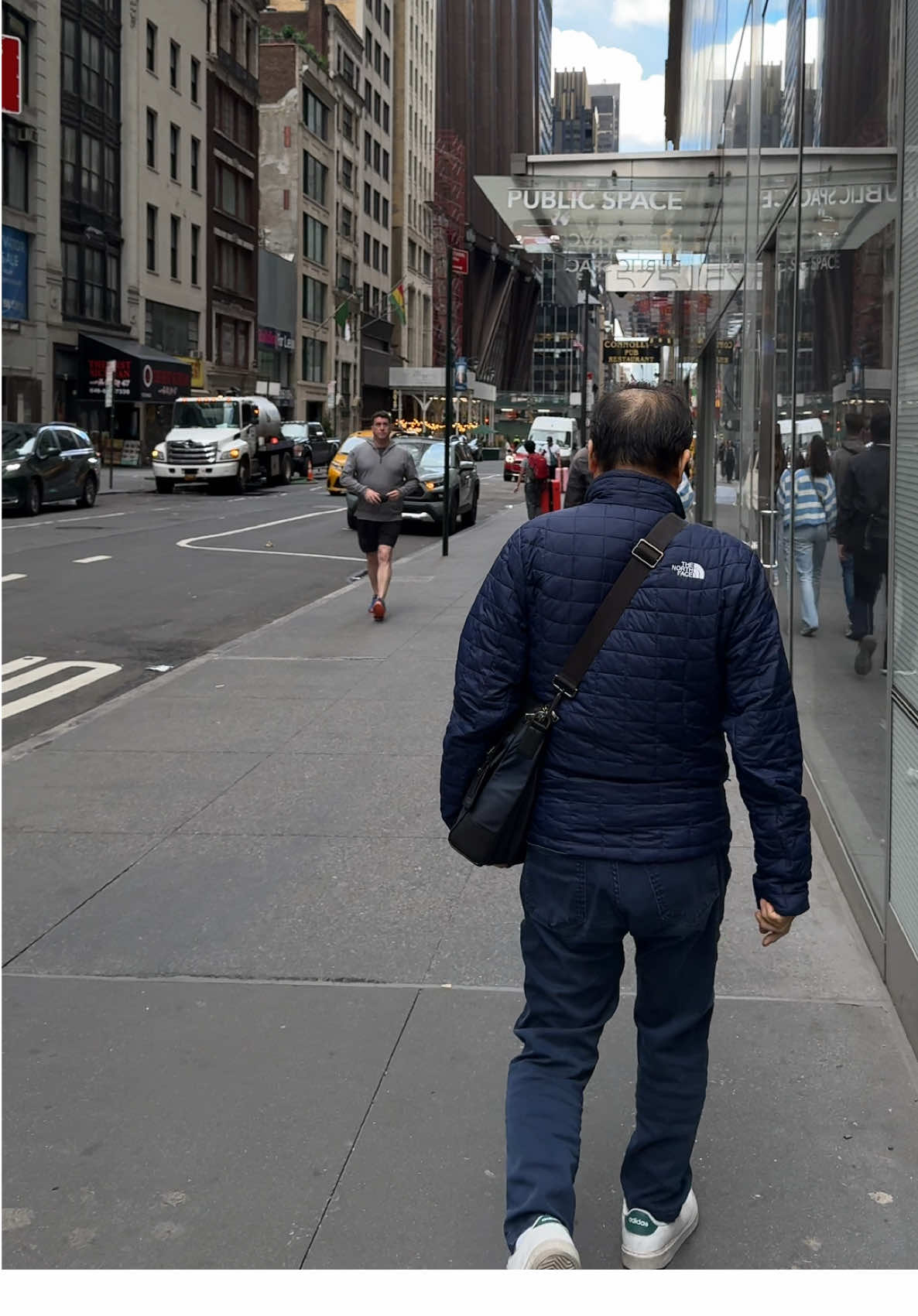 Walking in New York 