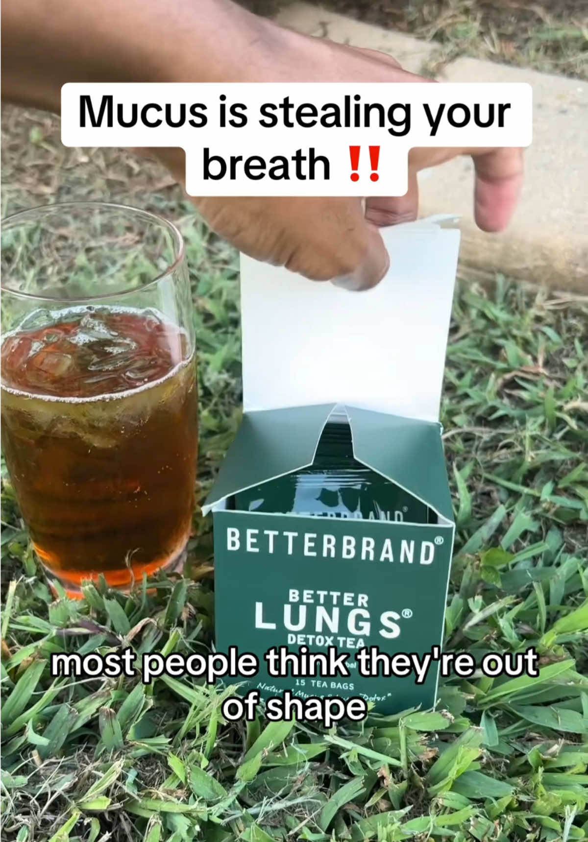 Struggling to take a deep breath? 🫁 It’s not always being out of shape, it could be mucus buildup clogging your airways. This lung detox tea uses mullein, ginger, and thyme to help break down mucus, while elderberry and ginseng support and protect your lungs for easier breathing. 🌿 #LungDetox #MulleinTea #LungHealth #BreatheBetter #HerbalRemedies 