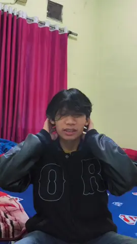 Ga perlu ribet,tinggal sat set sat set rambut lu jadi rapi dan ga lepek!! #gatsbypowderclayunbreakablesmooth #hairstylingtips #fyp #stylingwithpowderclay 