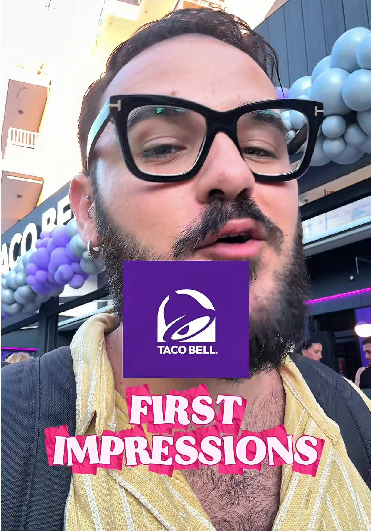 Πήγα Taco Bell. Έφαγα Taco Bell. Σας λέω τη γνώμη μου για τα @tacobellgreece που ΜΟΛΙΣ έφτασαν στην Ελλάδα! 💜  Thank you @Aggeliki K. & @Dafni for the taco karaoke 🌮🎤 #TikTokGR #TacoBellGR #FoodVlog #Fy #MpesFypGamw 