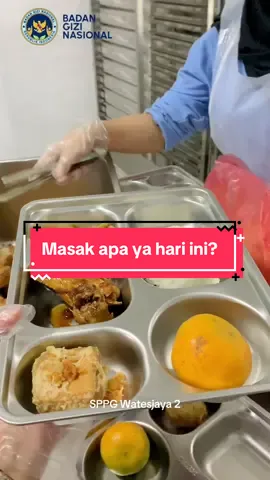 Pelayanan terakhir di minggu ini karena besok kita libuuur 🥰🫶🏻 #bgn #sppg #makanbergizigratis #mbg #bogor #cigombong 