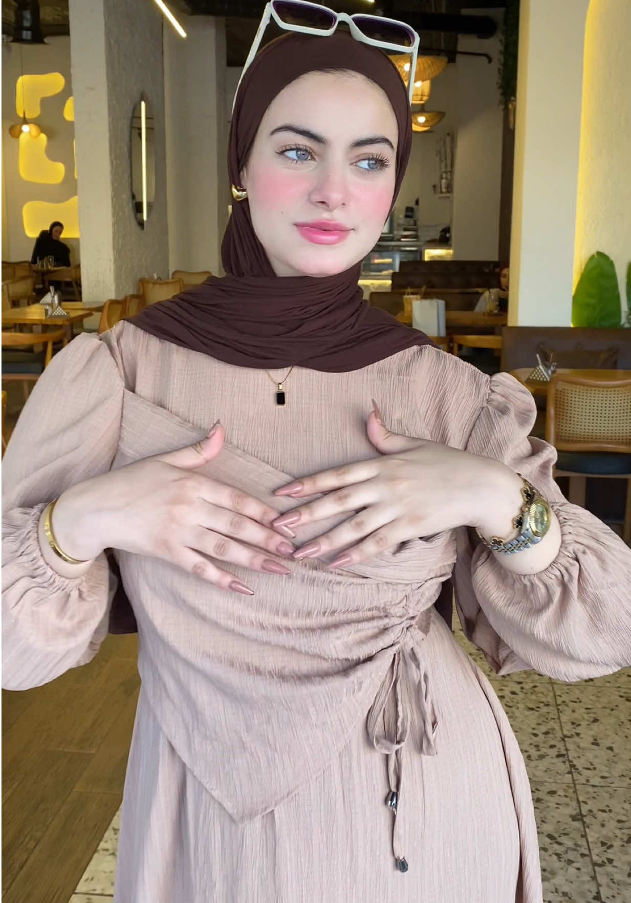 دريس صيفي جديد وصل من كولكشن #ليان ستور 👗 💎 خامة مميزة وتقفيل دقيق يضمنلك شياكة وأناقة طول اليوم ✨ اختاري إطلالتك الصيفية المبهرة دلوقتي! 🛍️ ويوجد شحن لجميع المحافظات