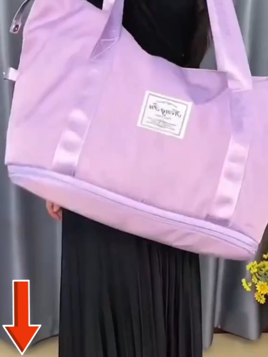 🧳 Quantas vezes sua mala não fechou porque não cabia nada? 😩 Chega de passar perrengue em viagem! A Bolsa Dobrável de Viagem é resistente, expansível, impermeável e depois ainda dobra, ocupando quase nada de espaço. De cinquenta e nove reais e noventa e nove centavos por apenas vinte e quatro reais e noventa e nove centavos, com frete grátis! ⚠️ Oferta por tempo limitado, corre garantir a sua agora! #AchadinhosTikTok #TikTokShop #9.9 #OfertaImperdivel #viajarsemstress 