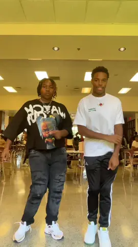 #firstdayofschool #dance #riverrougehighschool @RedX_Tez 