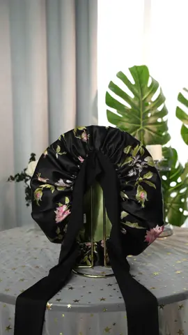 It's the adjustable tie for me. No more slipping!🫶✨ #satinbonnet #silkbonnet #haircare #nonslipbonnet #hairbonnet