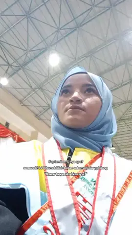 Boleh gaa sii bangga sama diri sendiri atas pencapaian ini? Alhamdulillah selalu libatkan Allah untuk niat baikmu ❤️ #fyp  #wisuda2025  #4u  #elfinn07 