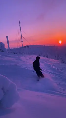 What my dreams look like🔮 #fyp #skiing #viral @rukaskiresort 