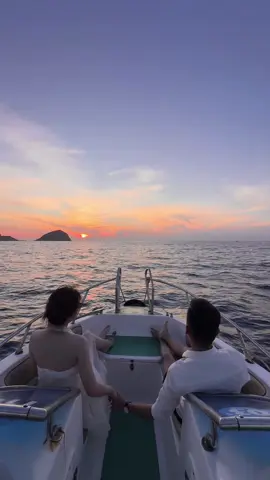 Sợ Ngày Mai Em Đi Mất 🌅🌅#Thống_Ở_Vĩnh_Hy #tourvinhhy #dulichvinhhy #tourcanovinhhy #xuhướng 