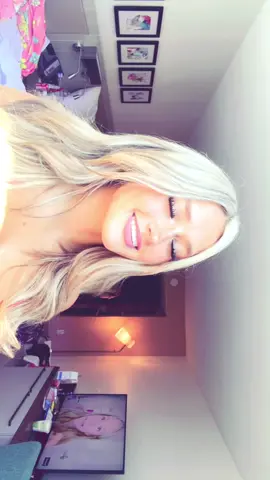 How being in LA feels! #fyp #trending #la #blonde #viral 