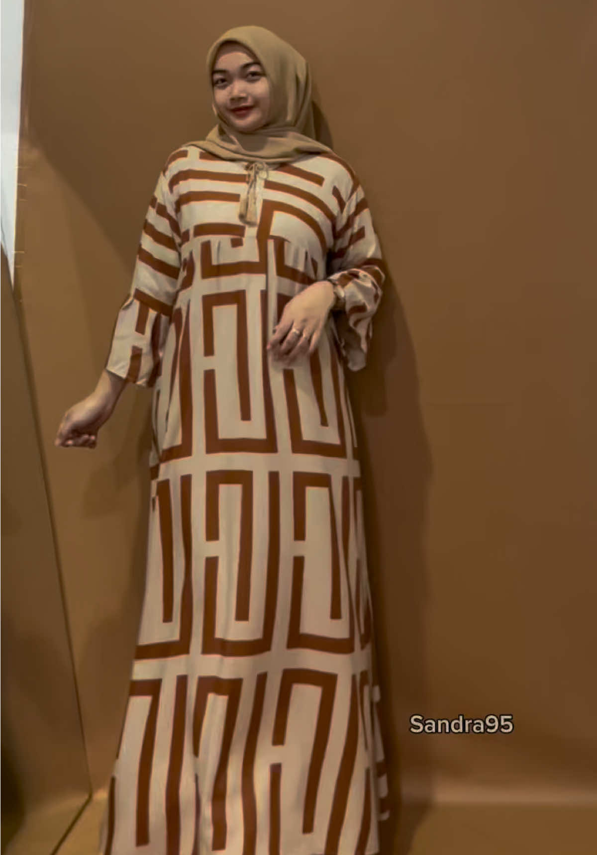 Rekomendasi dress cakep #dress #dresswanita #gamis #fashion #gamiscantik 