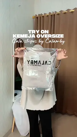 Kemeja oversize cala stripes by @calamby.id suka banget walaupun oversize gabikin keliatan gendut karena bahannya jatuh bisa mengikuti lekuk badan kita😍 #kemejaoversize #kemejawanita #kemejaoversizewanita #outfitideas #fashionstyle 