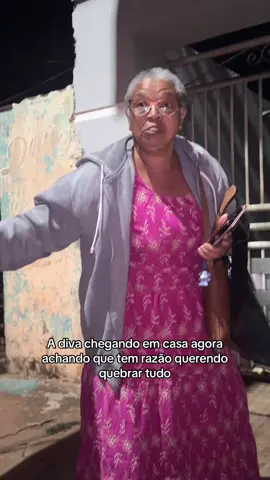 Ela querendo brigar ainda🤡