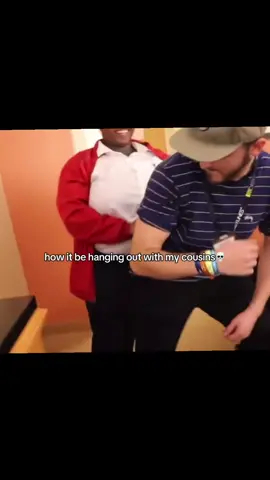 😭😭the first clip lmao #fyp #daviddobrik #cousins #vlogsquadfunnymoments #daviddobrikvlogs 