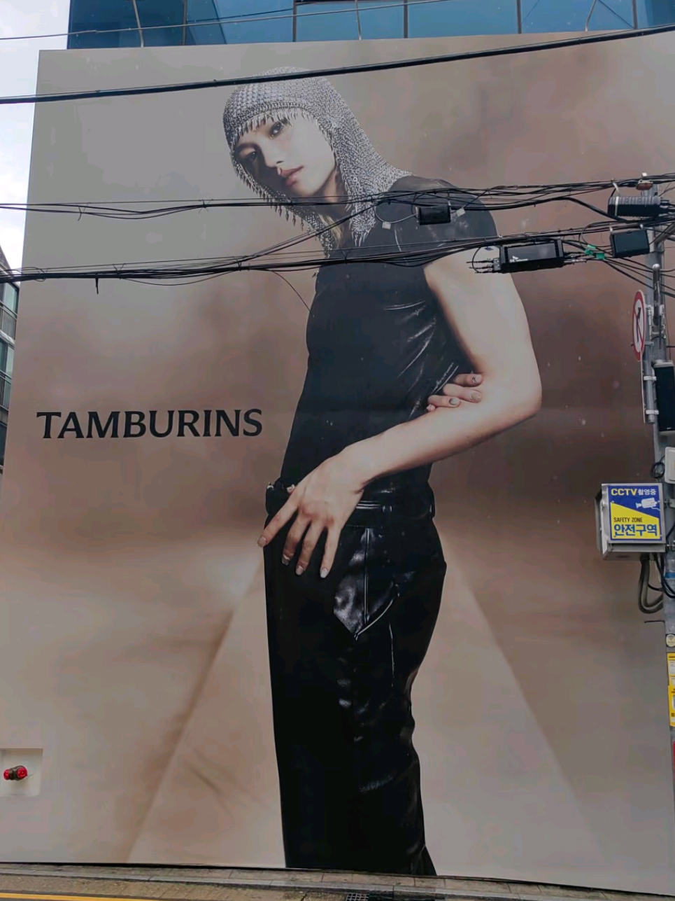 040914 FELIX Tamburins Campaing is out now ❤️‍🔥 #Felix #필릭스 #straykids  #TAMBURINSxFELIX  #스트레이키즈  📽.一口红糖酥饼 • 仓仓