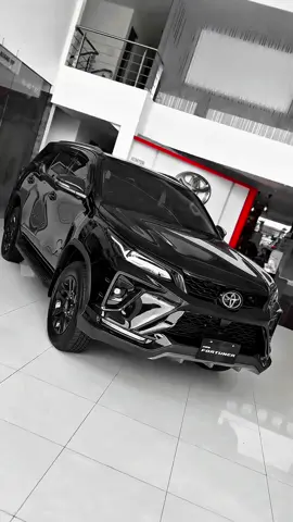 Pesona VRZ🔥 #fortunervrz #grsport #tunastoyotaciputat #tunastoyota #fyp 