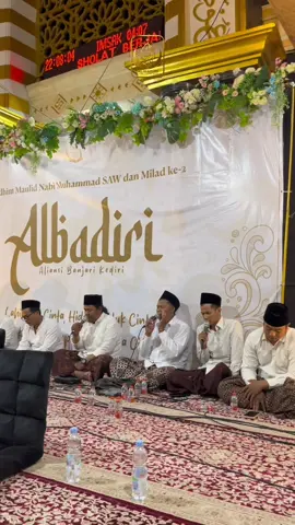 Dalam Naungan Cinta 🤍 Majelis ALBADIRI (kediri) #sholawatbanjari #banjaristory #majelisalbadiri #banjarikediri #fypage 