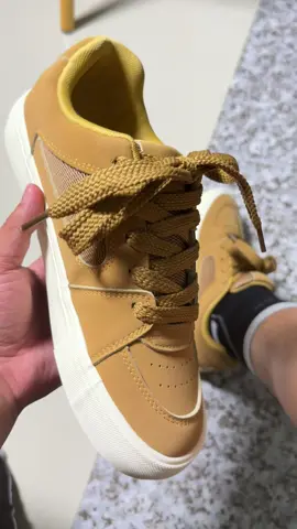 Sulitin nyo agad habang mura pa guys bagong labas lang to🥰#shoes #newshoes #fashionshoes #shoesrecommendation #footware 