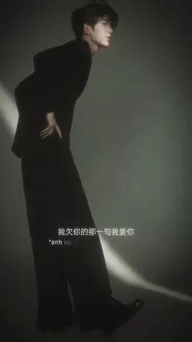 Trương Gia Vỹ - hay còn được gọi với cái tên quen thuộc là Trương Lăng Hách, với kinh nghiệm 5 năm debut ( 2020-2025 ) Tuy là 1 con số khá ít nhưng hiện tại anh vẫn được xếp loại điển hình đẹp trai, ngoại hình cao ráo, học bá với số điểm 378/480 điểm đại học, nhưng có một sự thật cần biết đó là Trương Lăng Hách KHÔNG BAO GIỜ SHARE ĐƯỜNG LƯỠI BÒ cho dù anh nổi tiếng và được giới showbiz yêu thích rất nhiều nhờ các vai diễn xuất sắc của anh.  Chúng ta hãy nên nhớ rằng : Hãy chọn yêu thích một người không share ĐLB. Bỏ ngay cái tư tưởng nếu diễn viên không share ĐLB thì sẽ bị phong sát. 🇻🇳 Đất nước của chúng ta, chúng ta cần bảo vệ nhiều hơn, không nên quá yêu thích 1 người mà bỏ qua khi người ấy từng share ĐLB. Nên chọn một nền văn hoá tốt, một người thật trong sạch để yêu thích. Khi diễn viên nào đó share ĐLB thì chắc chắn họ đã không tôn trọng đất nước của chúng ta. Tóm lại, đất nước là cả một thế giới của chúng ta, đừng quá yêu thích một người mà quên cả đất nước mình. Nói Yêu Nước nhưng lại thích một người từng share ĐLB. Với tư cách là người con dân Việt Nam, mình sẽ không bao giờ yêu thích người mà từng phản đối đất nước của mình. 🇻🇳 #cryster_team #raeoteam #VietNam #truonglanghach #fyb