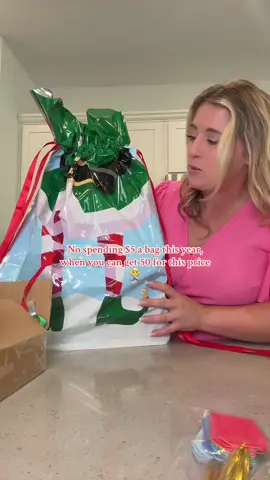 The best Christmas invention 👏🏼🎄#christmas #christmaswrapping 