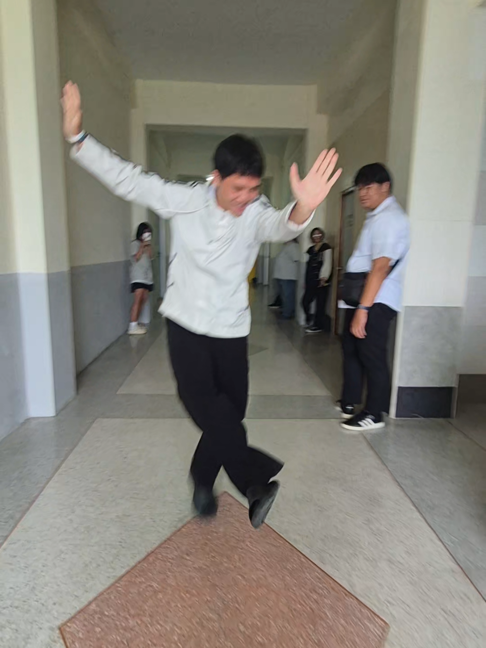#กระโดขาเดียวไปข้างหน้า  #fyp #แม๊ะแอ๊ะ 