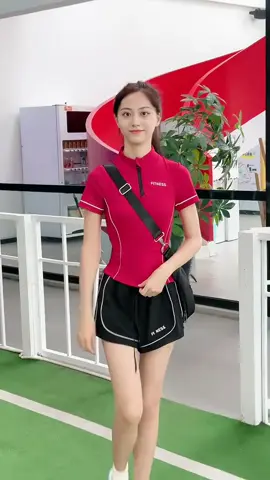 Bộ thế thao gym yoga mùa hè (Louro S15J, set đô tập ngăn tay khóa kéo quân short ống rộng 2 lớp #thoitrang #thoitrangnu #thoitranghottrend #xuhuongtiktok #thoitrangxuhuong      