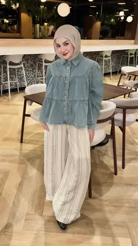 Lagi suka pake kemeja jeans kyk gini kelihatan cantik 🫰🏻 #racuntiktok #ootdhijab #inspo 