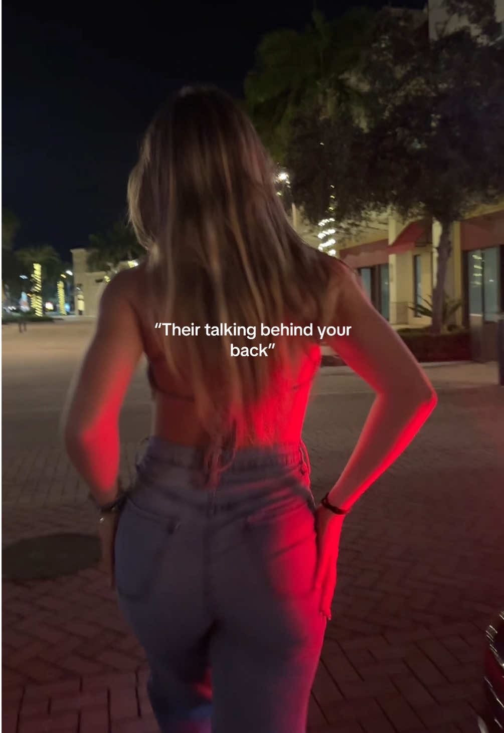 Xoxo #fyp #trend #behindthescenes #backpain 