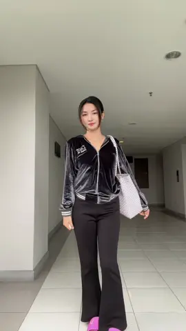 oufit cek wkwkwk